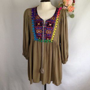 Velzera Multicolor Embroidered Midi Dress